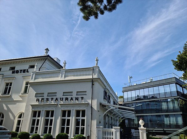 099-Шлосс отель